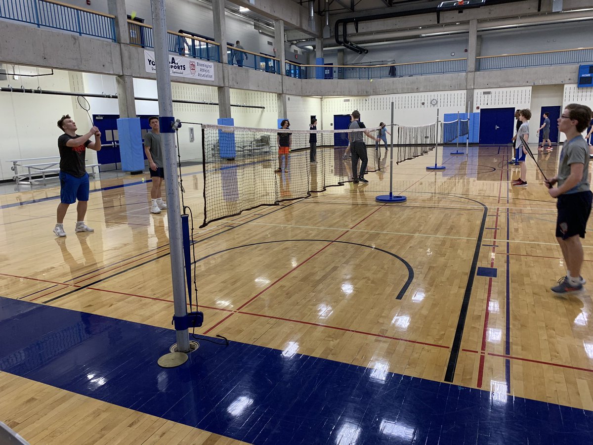 jhsphysed's tweet photo. Friday choice day...Jags still hard at work 💪🏽🏀🏸⚽️ 👟@jaysenanderson @District271 https://t.co/jzgBsyfJCV