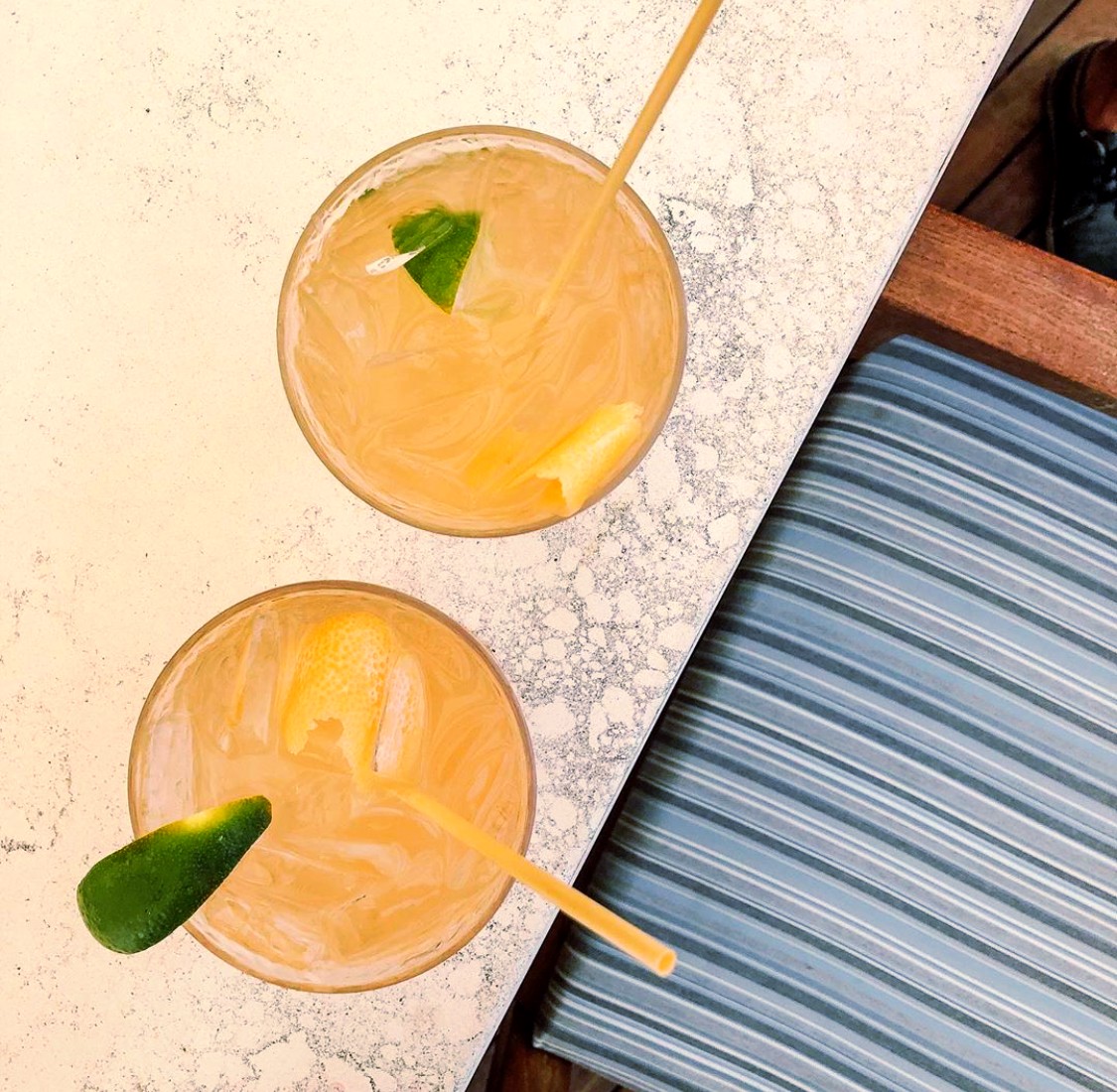 Hay is for horses...and for straws at L'Auberge Del Mar! 🍹 #laubergedelmar 📸: @sogoodgeneralstore