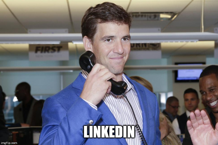 AndyMSFW's tweet photo. In honor of a halfway decent career.  #Eli4ever https://t.co/wjfE1unUVe
