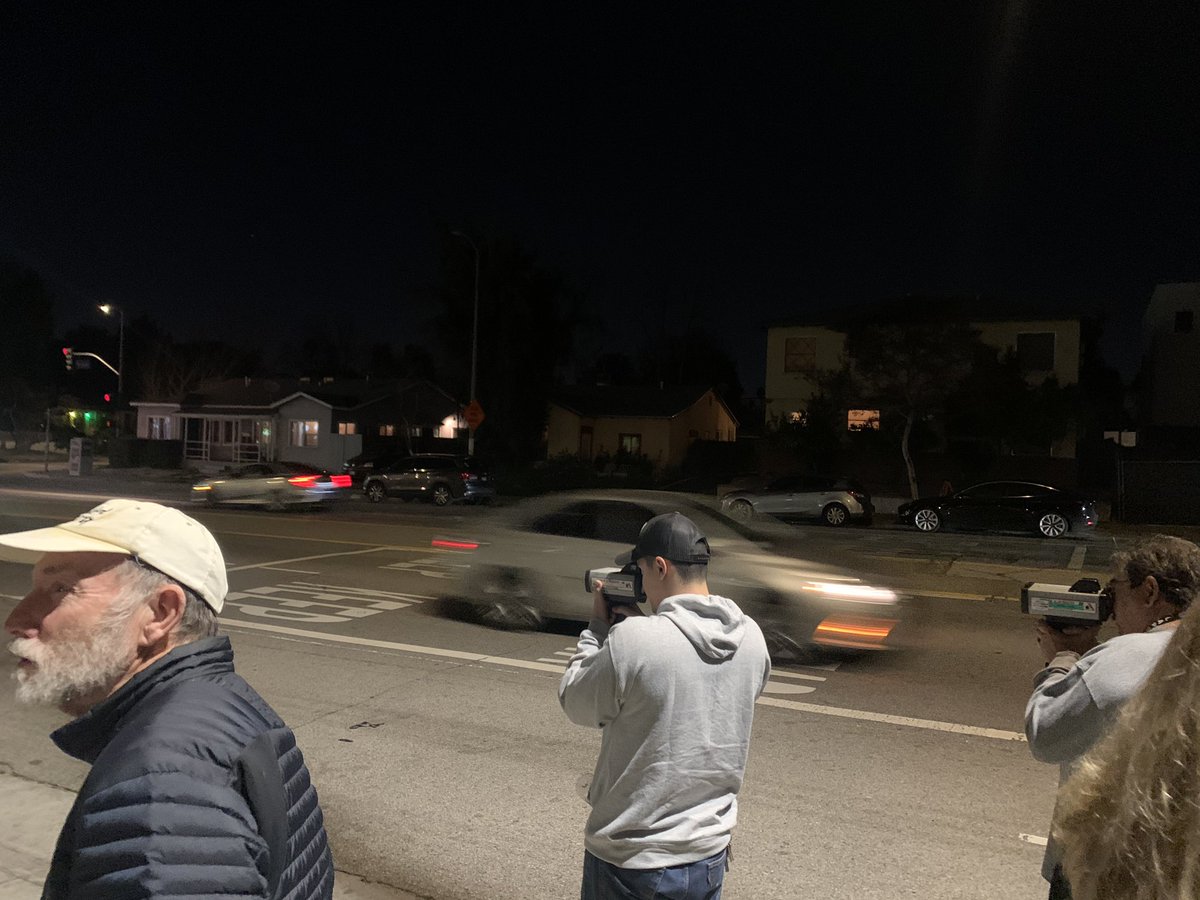 LAPDFoothill's tweet photo. 🚦🚫Watch out speeders, our Volunteers are on the lookout for you! 🚨🚨Thank you @lapd.northhollywood and @lapdvtd for hosting this training. #drivesafe #speedlimit #radartraining #volunteers https://t.co/KhipqFFNoS