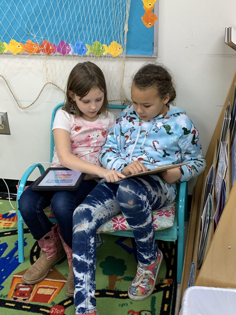 MASTFINSUP's tweet photo. Ms. Gibson’s and Mrs. Menendez’s classes worked with Ms. McAlister’s and Mrs. Wood’s classes to research either the sun and moon and then made a Chatterpix to present. #finsup #yeahthatstemschool #studentcollaboration @MASTFINSUP https://t.co/xZdf59YCmF