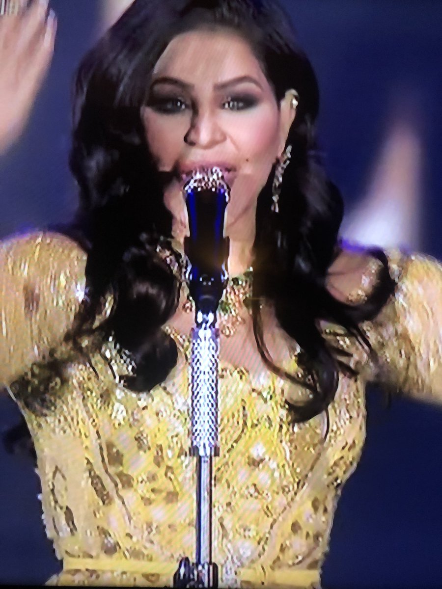 sallamamouayed's tweet photo. @AhlamAlShamsi ما يصح الا الصحيح ياقلبي يا احلام 💛💛💛 @AhlamAlShamsi  #ليلة_فنانة_العرب_احلام https://t.co/XbYkDbIgqj