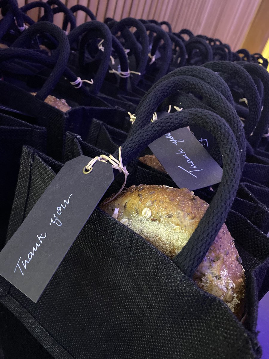BaxterStorey's tweet photo. What a night! Congratulations @14Ryansmith for putting on such an incredible evening ππ½ @SBSkitchens, @gemma_bridges and the team at @OxfordSBS created an amazing three course plant-based menu, raising money for @Springboard_UK π« #springboardtrek2020 #welovethisbusiness https://t.co/WOEK8lN2x5