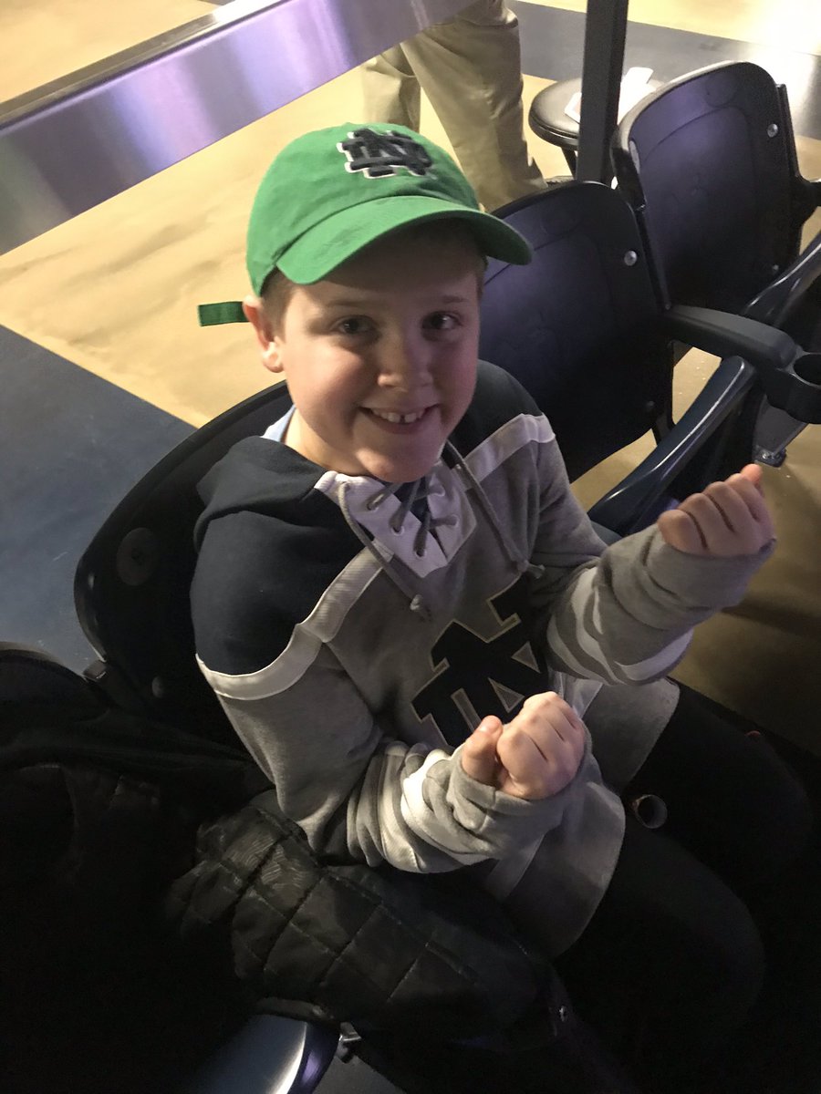 eferg74's tweet photo. #HockeyNightInSouthBend #GoIrish https://t.co/fhkl2tBbc4
