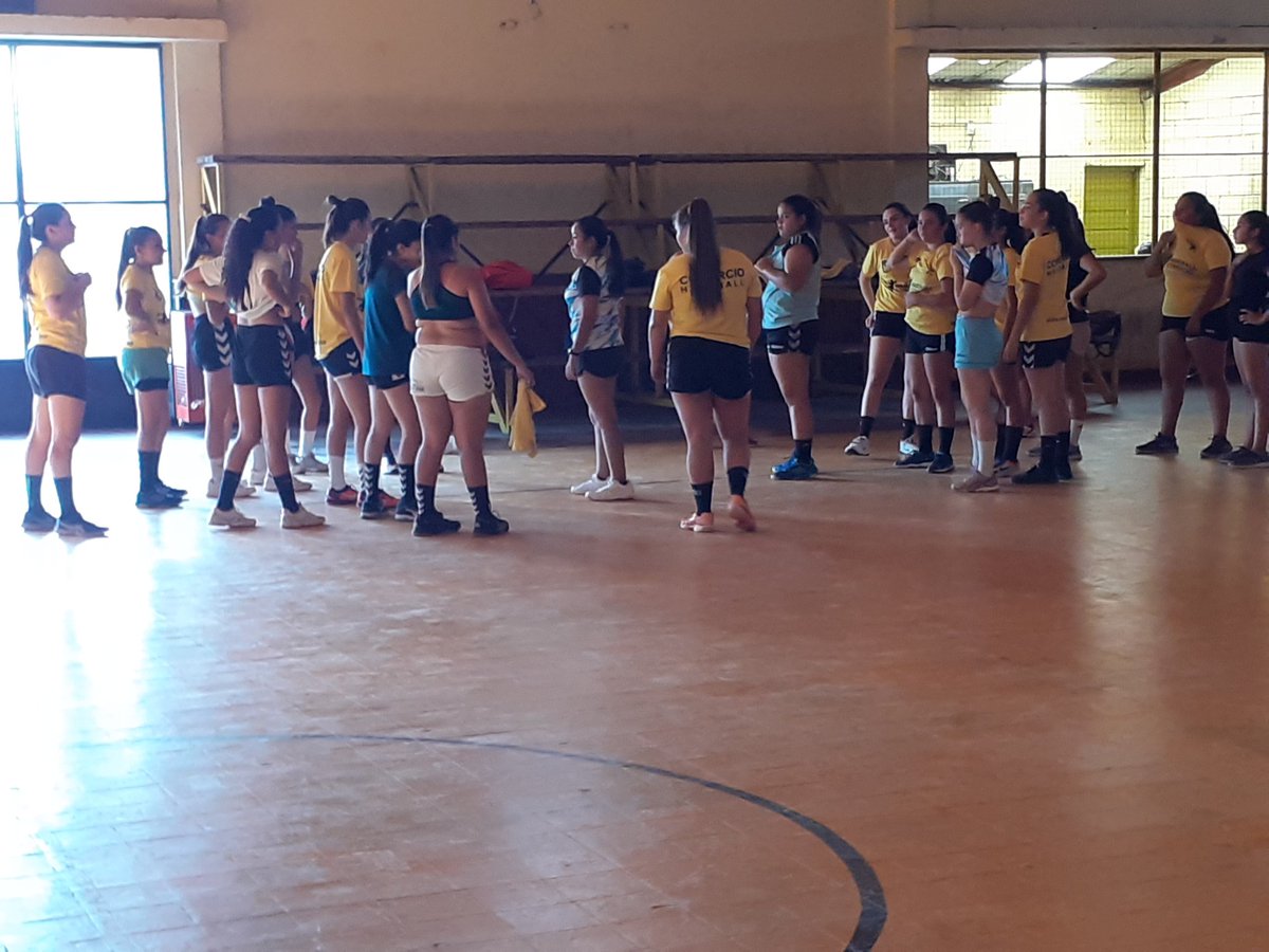 Culminamos la primera semana de entrenamientos. HANDBALLCOMERCIO2020
