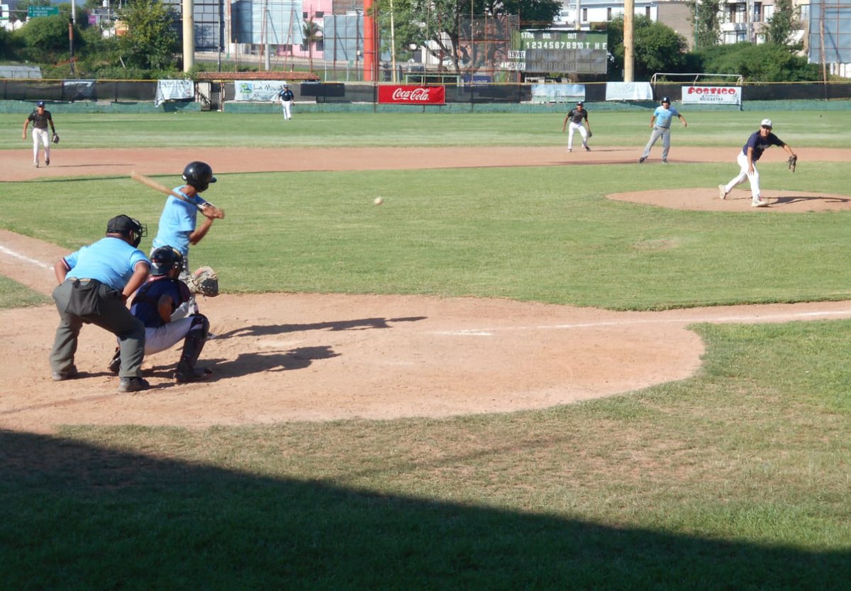ARG_beisbol's tweet photo. Se cantó play ball en la concentración U23 que se prepara para el PreMundial de la @WBSC

Fotos: @SaltaBeisbolOf https://t.co/IgjTjh85LI