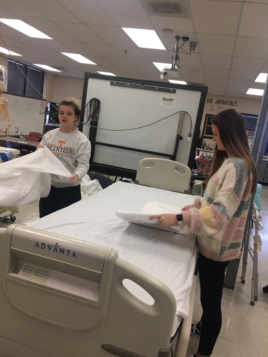 knoxbestHOSA's tweet photo. If you know the right way to fold a fitted sheet you might be a Nursing student! @ThePowellPrin @CTE4KCS #knoxbestnursing https://t.co/lEAiKXvxal