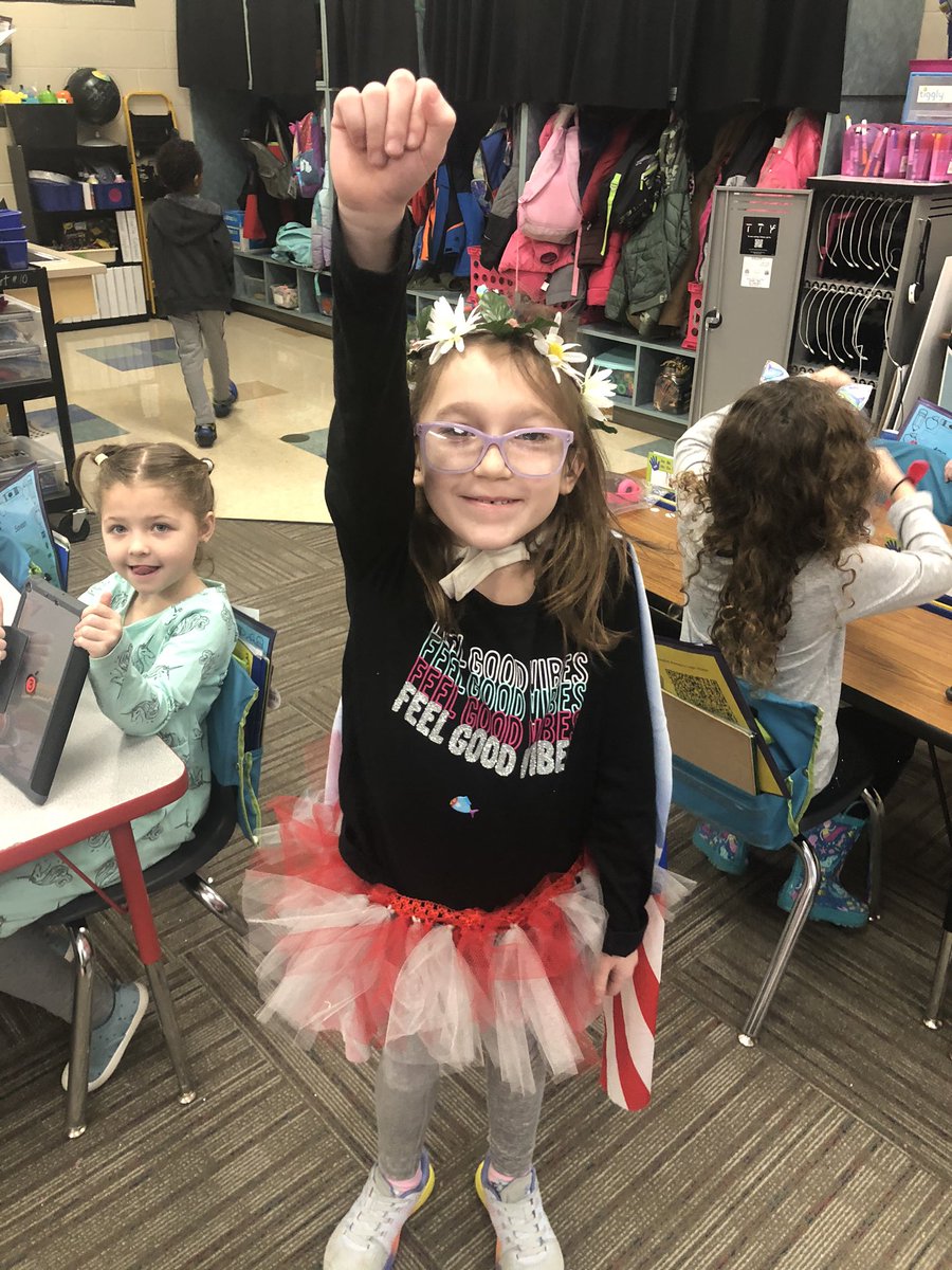 HERlyons's tweet photo. Wesley and Maria both have the power of reading ! They read all 40 kindergarten sight words today meeting their reading goals! Great job! #plsdproud #HeritageLeaders https://t.co/wtD2SLqN8Y