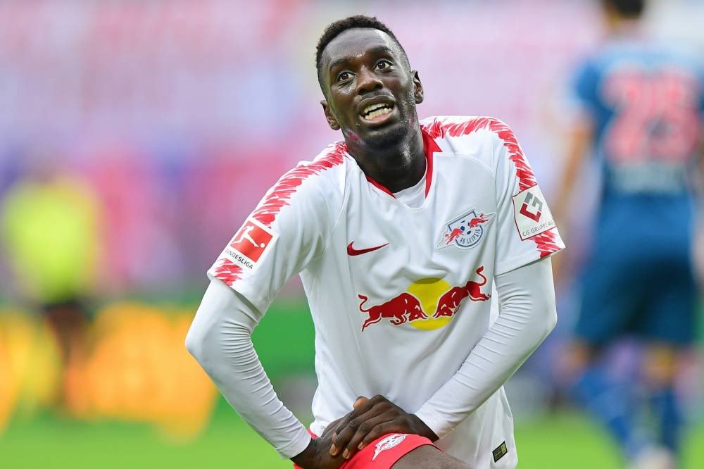 Jean-Kévin Augustin has agreed to join Leeds on loan from RB Leipzig, according to L'Equipe. The deal will also include a purchase option. #LUFC #RBL (<a href="/swearimnotpaul/">Ronan Murphy</a> )