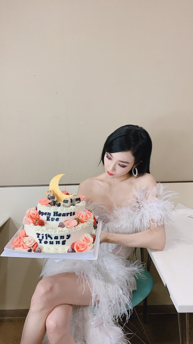 TIFFANY YOUNG tweet media