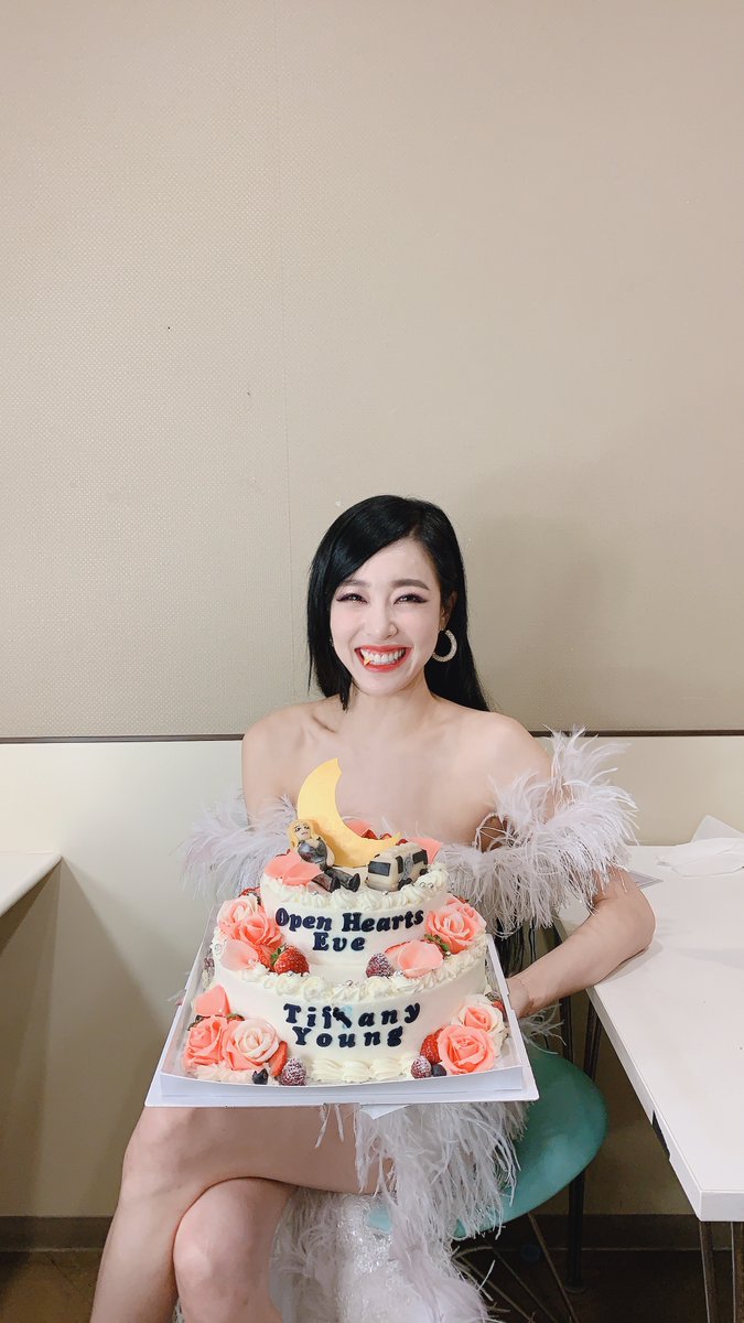TIFFANY YOUNG tweet media