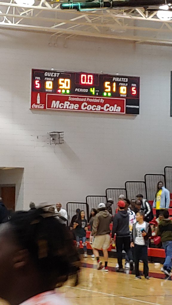 JuanAlexAl's tweet photo. Buzzer beater layup takes down Tattnall Co boys π team for a nice region win!
#ApplingCo https://t.co/UnqzeLlXWz