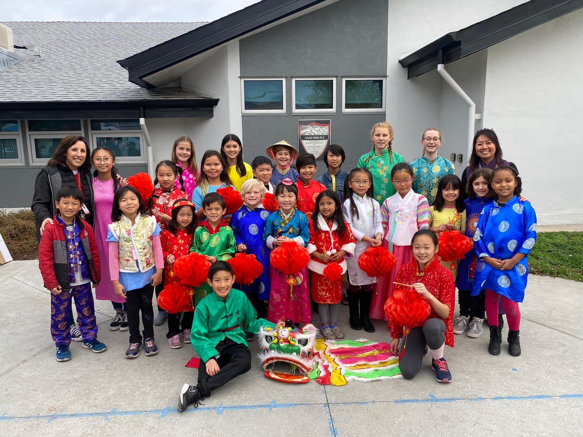 steindorfschool's tweet photo. Steindorf celebrating Chinese New Year- #YearoftheRat https://t.co/0rpyZhbwOG
