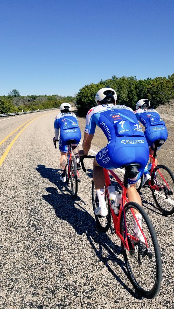 elbowzracing's tweet image. Guys enjoying a good first day at mini-training camp down in Leakey, TX! #elbowzracing #elbowz2020
#myhyperthreads
#iamspecialized