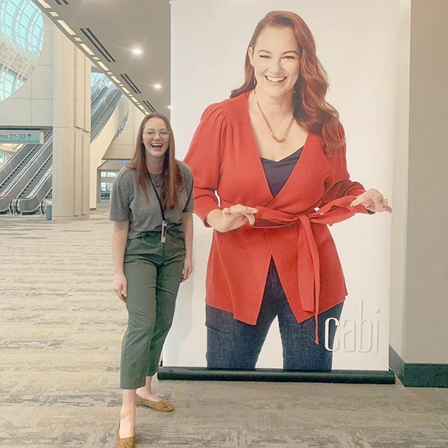 summerbellessa's tweet photo. It was fun to work this weekend, be surrounded by amazing women and see myself on big posters! Thanks for having me @cabiclothing #cabi #cabigirl https://t.co/MgOdzdQF0E
