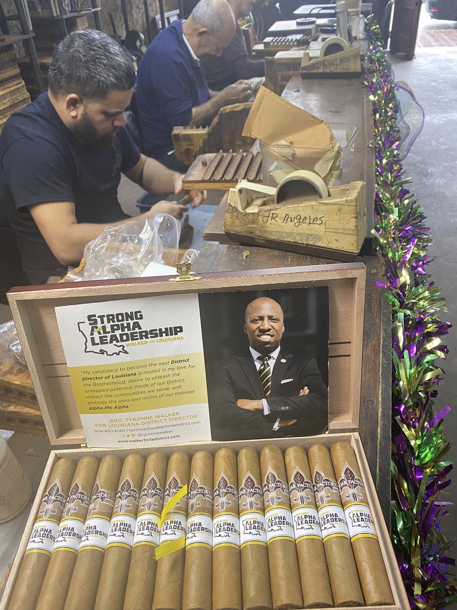 tyronnewalker's tweet photo. Custom Cigars for the Bruhs. #StrongAlphaLeadership #Excellence https://t.co/94V0oGywQI