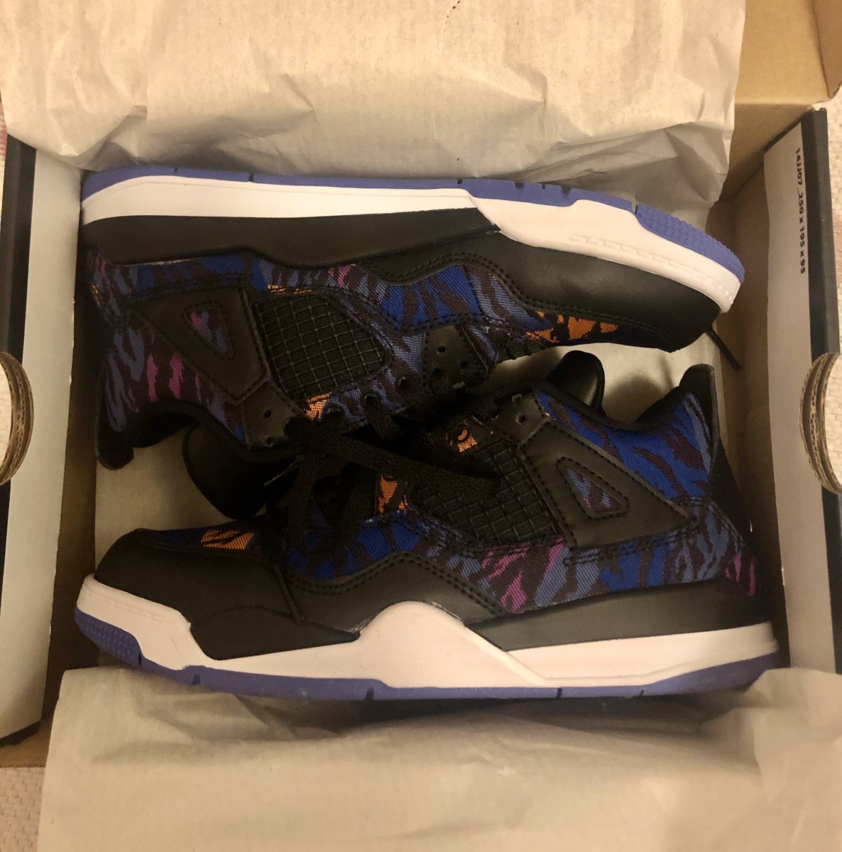 AirClaire253's tweet photo. You ain’t competing with this fire tonight...
#FreshOutDaBox #The4sTho🔥#AirClaire https://t.co/juwmhVMouo