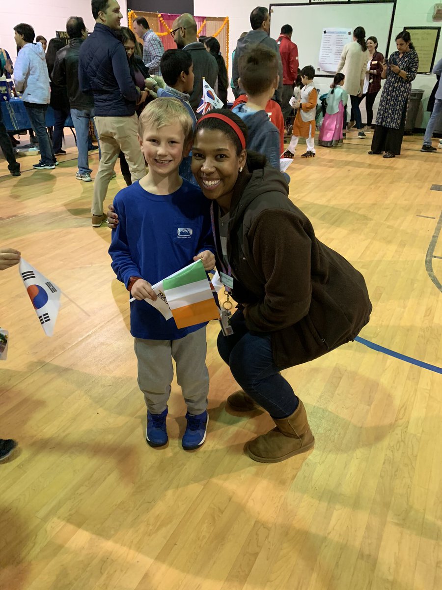 KSandersSES's tweet photo. International night was a hit once again!! #CCEthePlace2Be https://t.co/ioGgU5VyCA