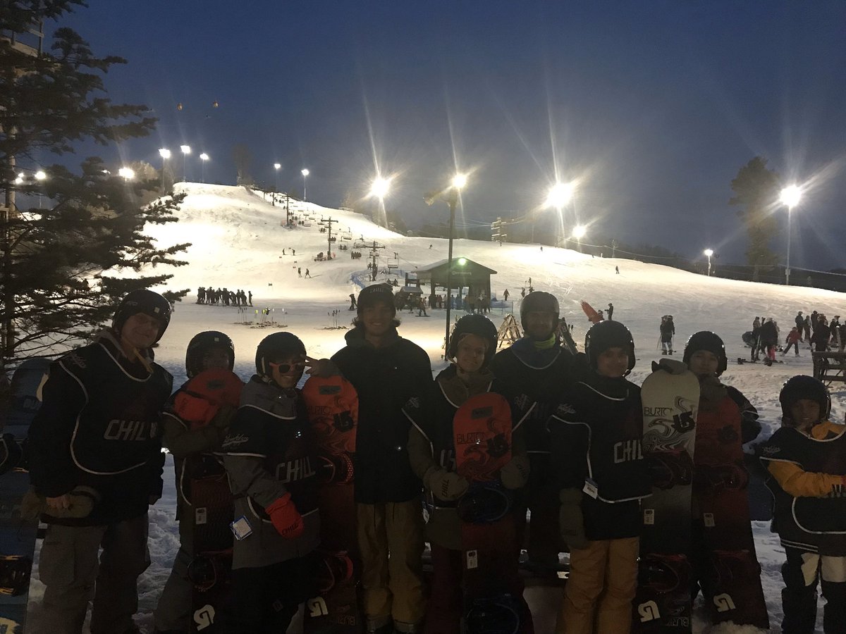 GrandRapidsPD's tweet photo. Yesterday, Ofc. Learned brought a group of youngsters from the @BGCGrandRapids to the @cannonsburgski for some wintertime fun. We hear they shredded some pretty wicked gnar. @shaunwhite would definitely be impressed!πβοΈ #GRCommunityForce https://t.co/1LXrfSy3rN