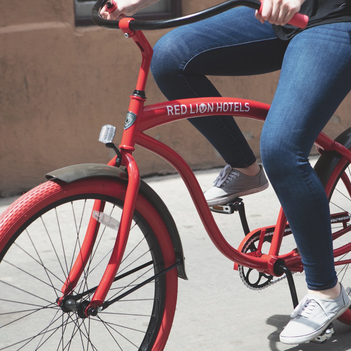 Rolling into the weekend... 🚲