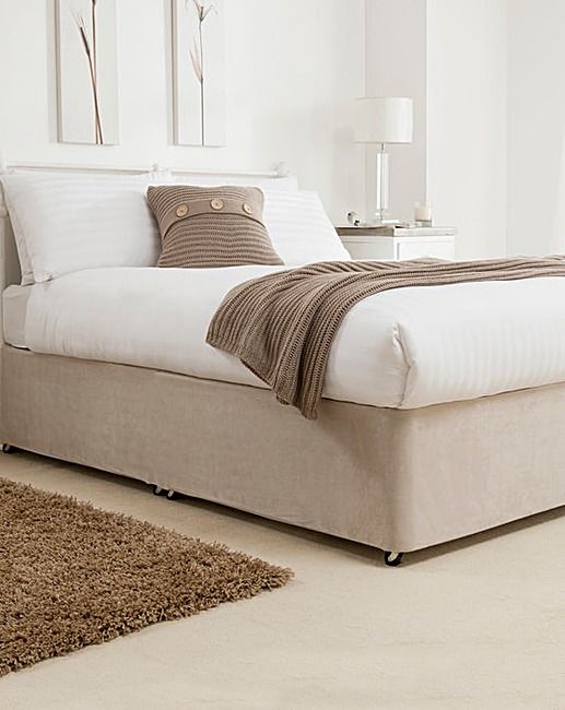 BaileyJolan's tweet photo. A twin XL #bed #skirt is a piece of #decorative #fabric that is placed #between the #mattress and the #box #spring of a bed.
https://t.co/KDRW4qQ7ec https://t.co/MINCRrMoMr