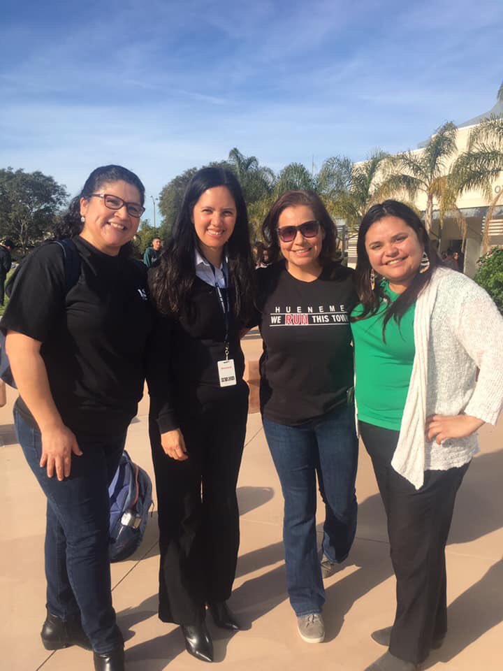 vcalderon1213's tweet photo. Feeling grateful for such a successful first annual “Leading the Way” for @OxnardUnion newcomer students.  Thank you @OneTeachersView @MsMarianneRamos @proudouhsdsupt @OxnardCollege @MsCorene @HHSmaestra @revelesm @drtommccoy @_teolopez @ChancerJoshua and all. https://t.co/IYTRbj4Hz5
