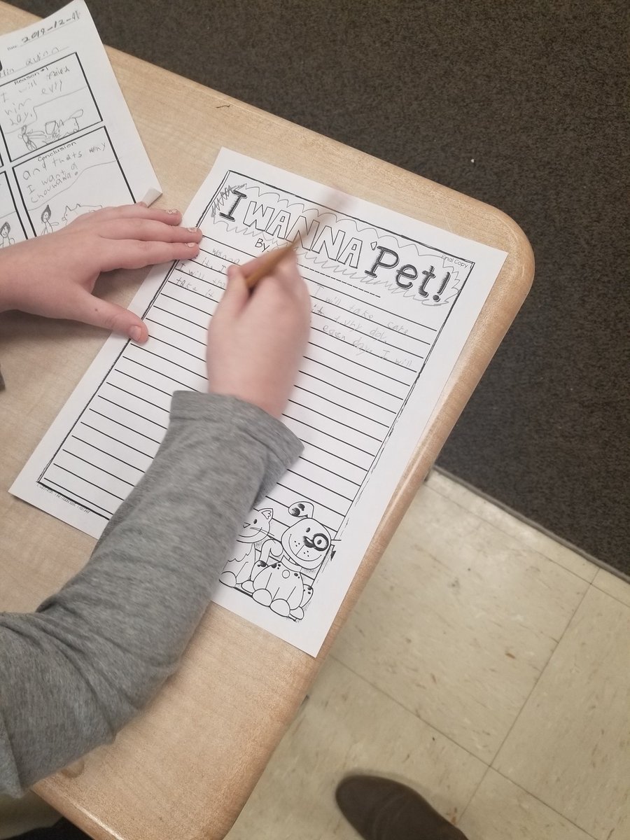 misscaro_a's tweet photo. Today grade 3 students are writting a persausavie paragraph about wanting a pet ! @LEADUWindsor @CityFalcons https://t.co/TLYZnrwXOA