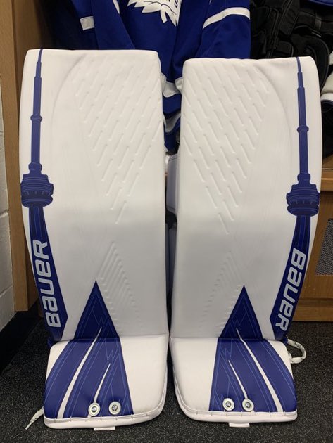 Damnnnn! <a href="/f_andersen30/">Frederik Andersen</a> reppin’ The 6 to fullest at the #NHLAllStar, sooo clean! 😍 #LeafsForever #GLG