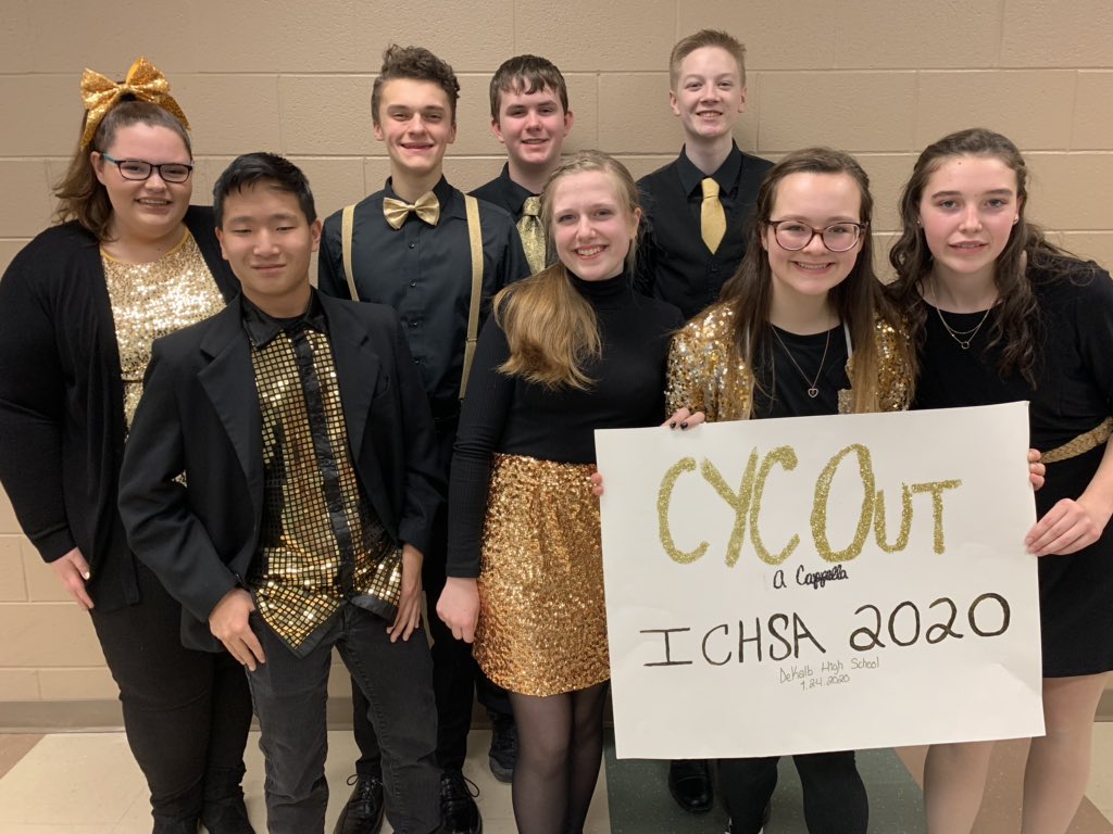 ClintonChoirs's tweet photo. Go CYC Out! Looking good @clintonwischool #becougarproud https://t.co/SkiqSjiE2k