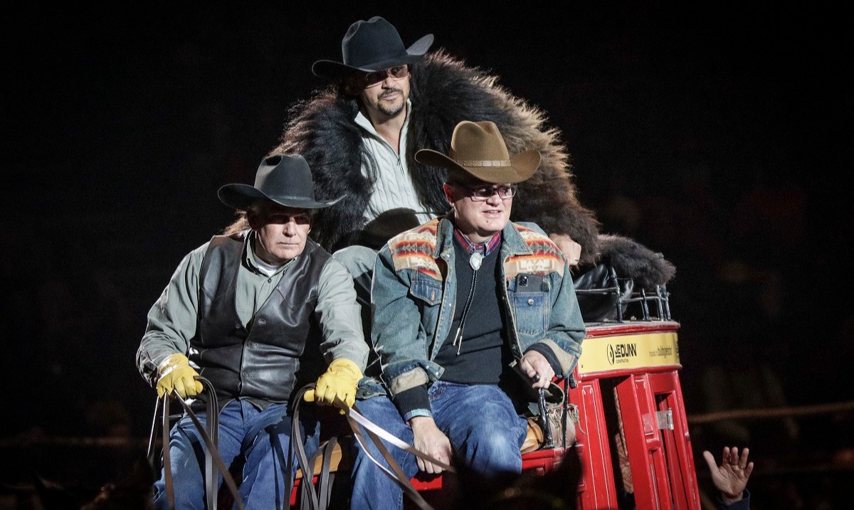 CoBank's tweet photo. CoBank is proud to sponsor the Bill Pickett Rodeo. This annual event educates Americans about the true diversity of the West and delivers an important element of black western heritage into our present day. #BPIR36Years #BlackRodeo  #MLKJrCelebration https://t.co/boT64lsYMJ