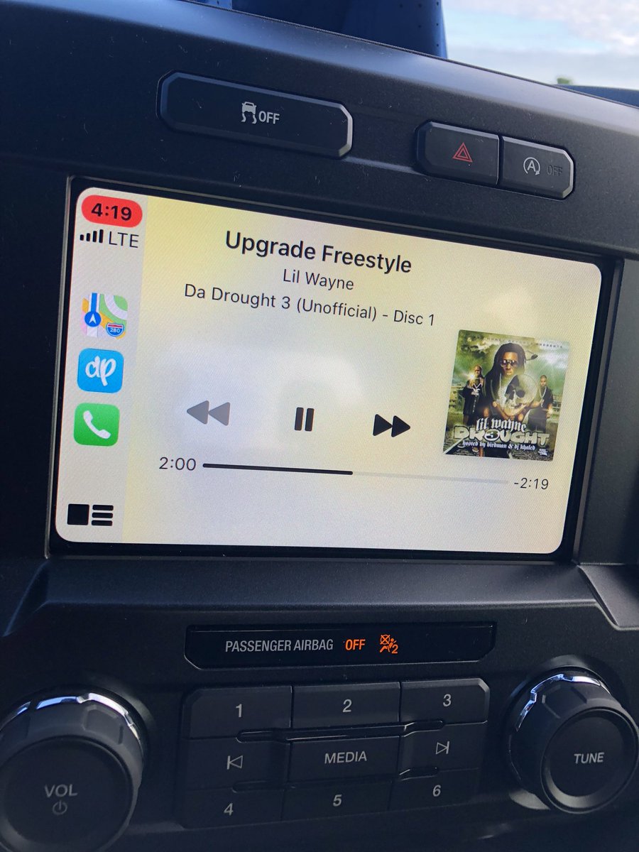 CoachElmeier's tweet photo. I miss the mixtape weezy 🤷🏾♂️ #drought3 #fbf https://t.co/LMZLd7QSti
