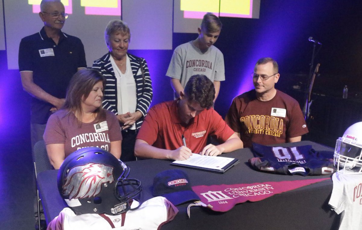 MichaelProhaska's tweet photo. Officially a cougar! 🖋@CoachWatkinsCUC @CUCFBFamily @coachaubry https://t.co/40Rs7J128c