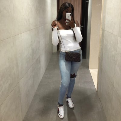 Erisdite's tweet photo. #NovaFotoDoPerfil https://t.co/cC6Myq9DmI
