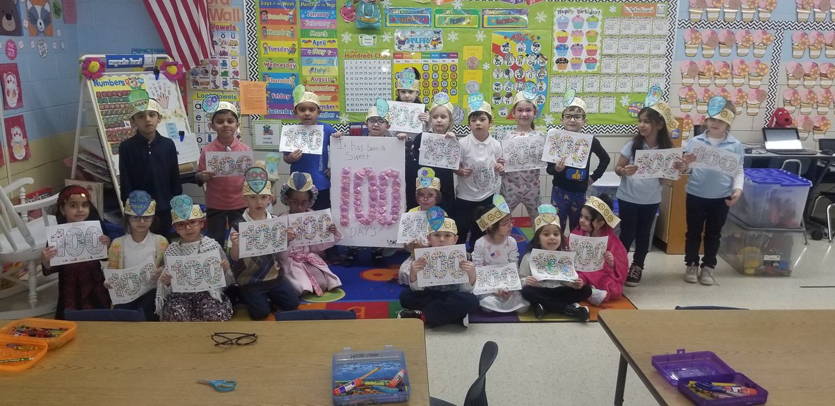 MHoran106's tweet photo. 100th Day of School! So much fun!# 100 years old too!mshoran106fbmccord https://t.co/zbU1u6NxAn