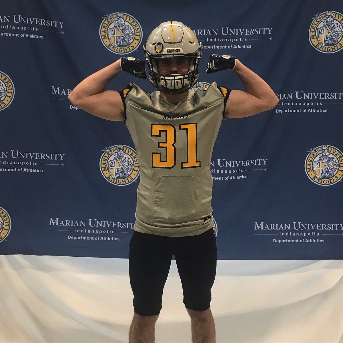 Blessed to receive an offer from Marian University!! Thank you to <a href="/Coach_Mitchel/">Andy Mitchel</a> and the rest of the coaching staff for believing in me!!! #goknights〽️
