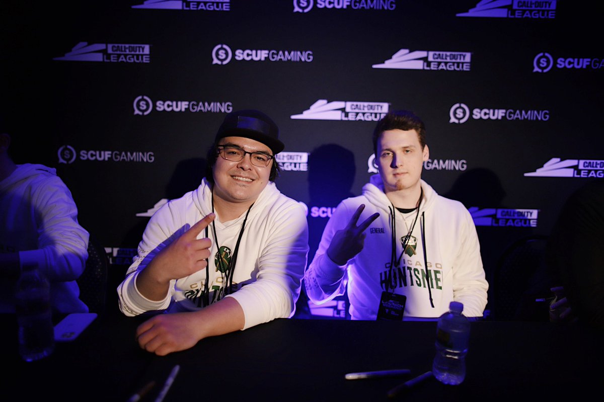 ScufGaming's tweet photo. π£: Calling all @Huntsmen fans!
Come to the #SCUFBooth at the #CDL2020 Launch Weekend for a signing session! https://t.co/oKu8Zqjy7G