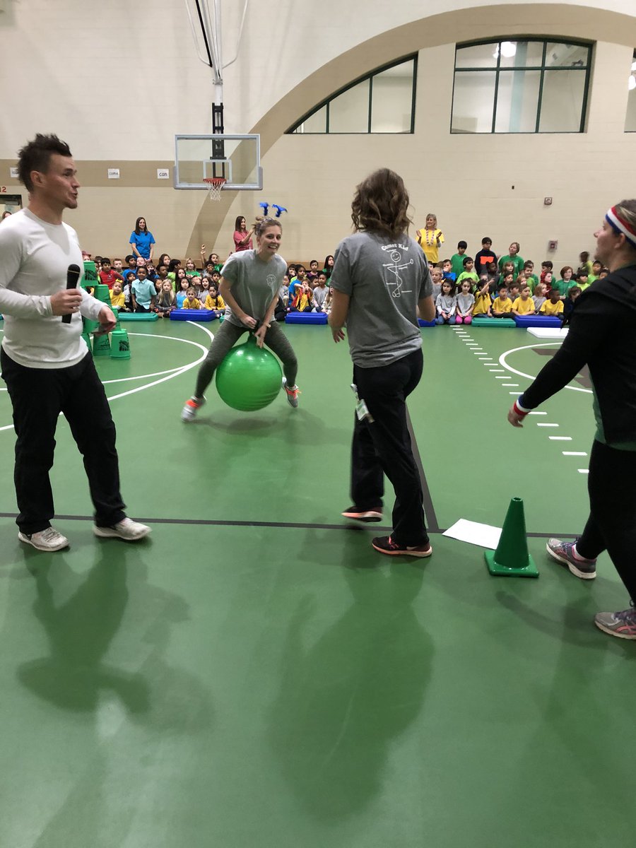 Way too much fun with whipped cream today! 😃 The laughter from our Above &amp; Beyond Readers filled the gym with joy! #GoodSports <a href="/MSFabovebeyond/">MSF</a> <a href="/MasonSchools/">Mason City Schools</a> <a href="/SmallwoodMECC/">B.J. Smallwood</a> #readingchallengestunts