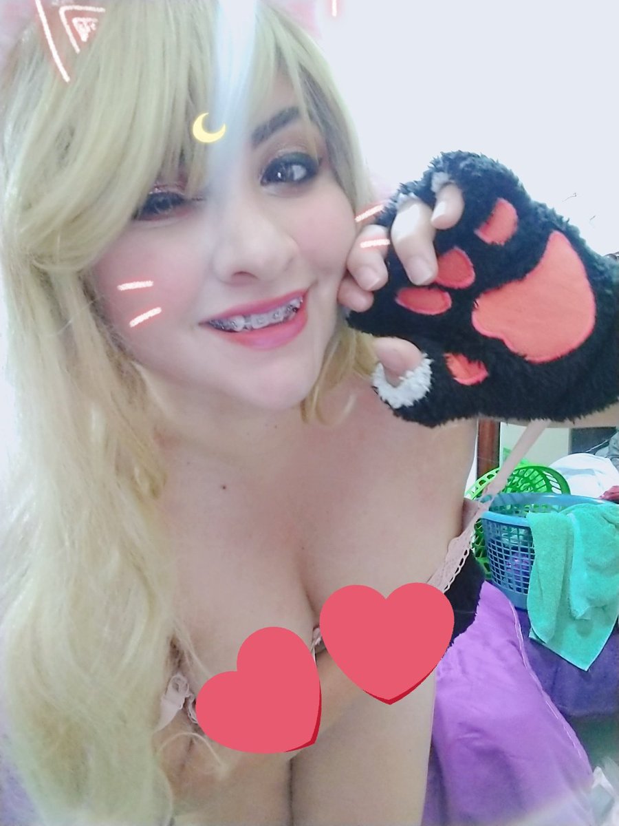 Holis UwU ❤️

Les mando un besote, si esta foto llega a los 70 Retwitts subo una más chida 🤩❤️