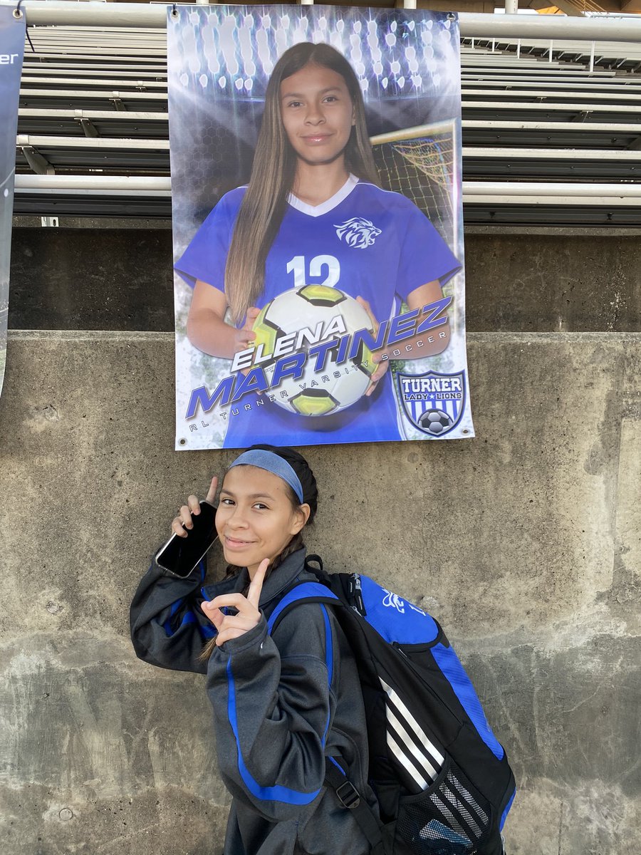 RLTGirlsSoccer's tweet photo. Banners Cont. 

@ramartinez70 @CFBISD @DrChapmanCFBISD @rltcfb https://t.co/bxBNXOEaP0