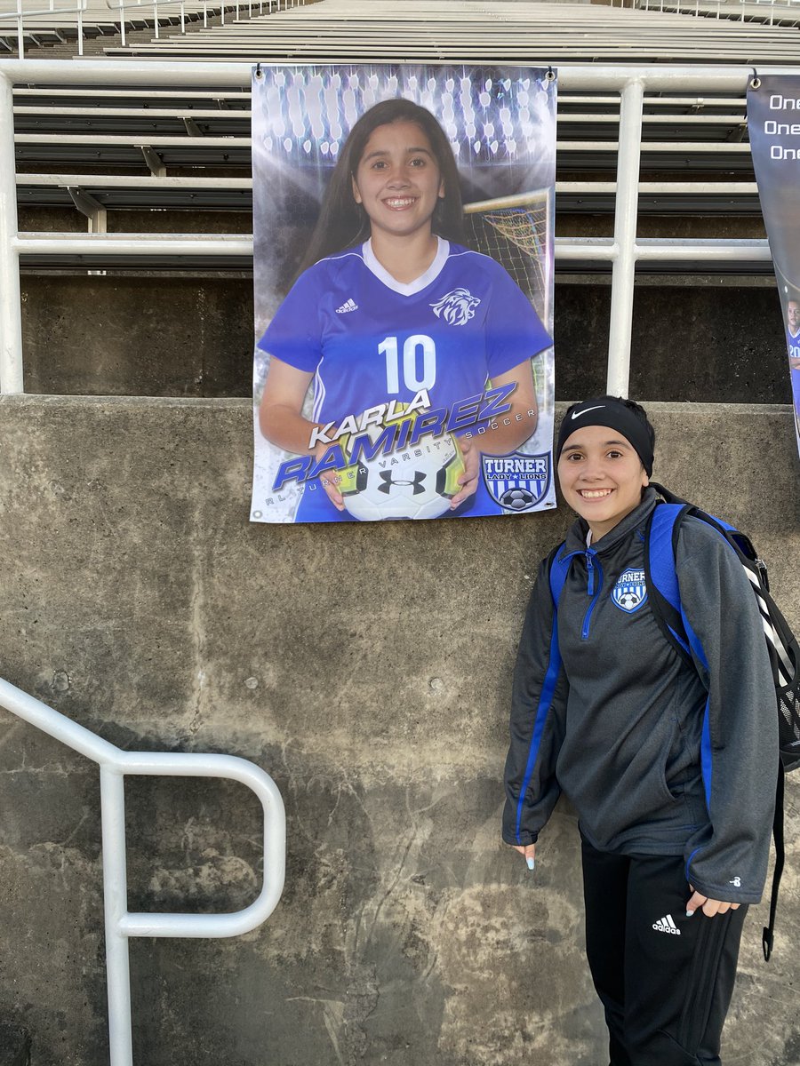 RLTGirlsSoccer's tweet photo. Banners Cont. 

@ramartinez70 @CFBISD @DrChapmanCFBISD @rltcfb https://t.co/bxBNXOEaP0