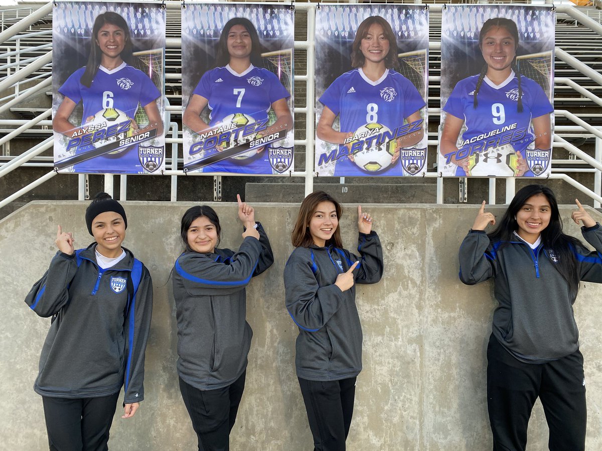 RLTGirlsSoccer's tweet photo. Banners Cont. 

@ramartinez70 @CFBISD @DrChapmanCFBISD @rltcfb https://t.co/bxBNXOEaP0