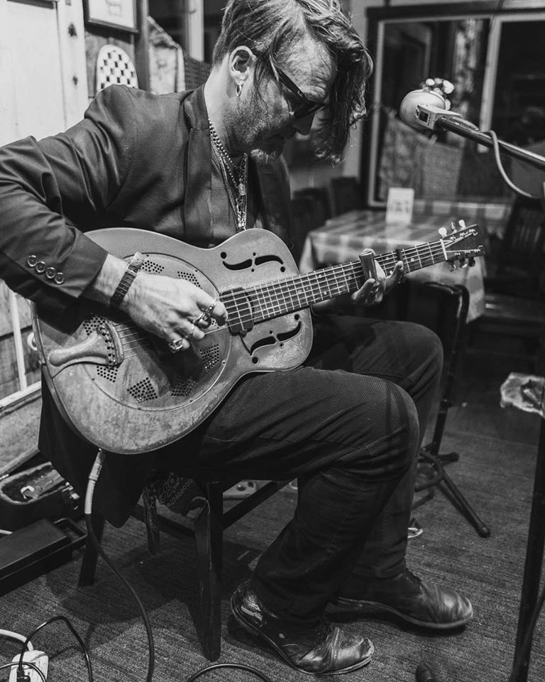 Tonight! A special solo show from #AltBlues legend Preacher Boy! Please join us at 6pm! @NationalBlues