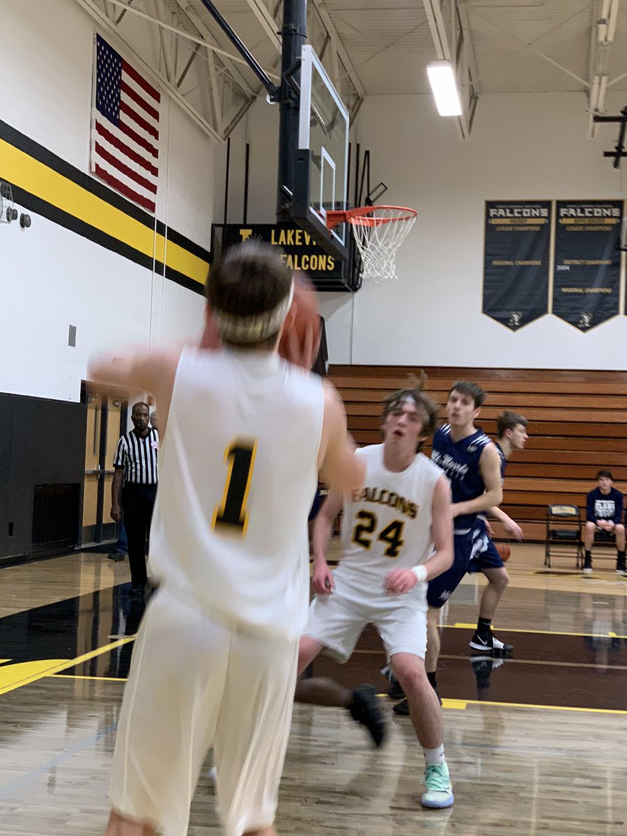 LVHSFalcons's tweet photo. Varsity Boys Basketball! https://t.co/bbOAlR5SKL
