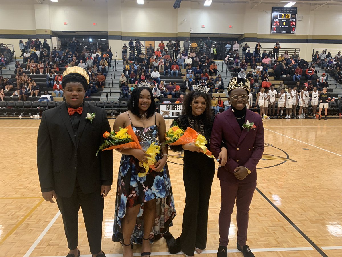 PrincipalTSwil's tweet photo. Congratulations to our @FCHSGriffins Coming Home 2020 Winners! 🤩 https://t.co/r0G2UFz5Md