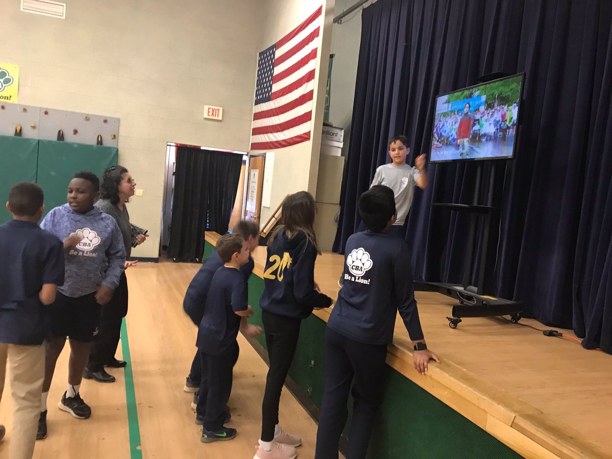 CBAWestChester's tweet photo. The stage was set and fourth grade KNOCKED IT OUT OF THE PARK! Individual presenting opportunities, front and center, gave our students such a great chance to show off all their hard work. #CBAHealthFair2020 #onlyatcba #CBAwestchester https://t.co/77iFhprhYM