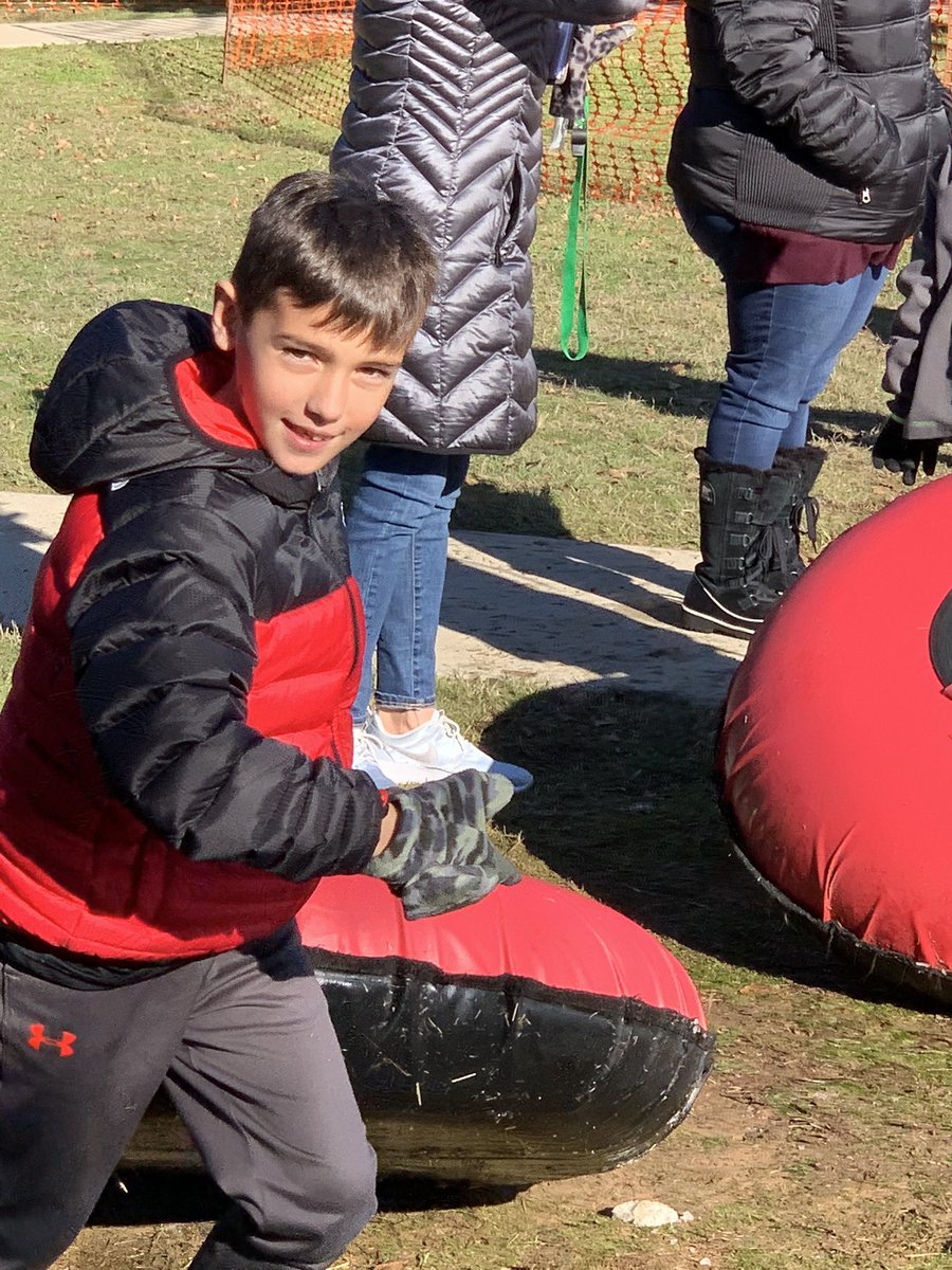 MrsAldridgeRES's tweet photo. Snow Day was a blast! Thanks PTO!!! ❄️☃️ #thegrove @WGESdragons https://t.co/gxlRcGB440