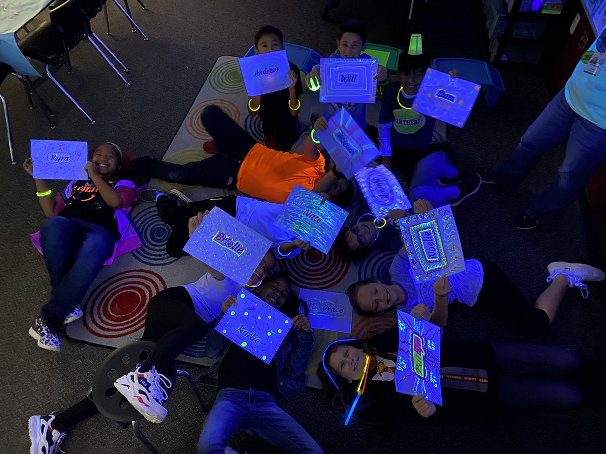 sgrace_ase's tweet photo. When your students are this awesome they GLOW!!! @ASE_Dodson https://t.co/IgWkCtrBZh