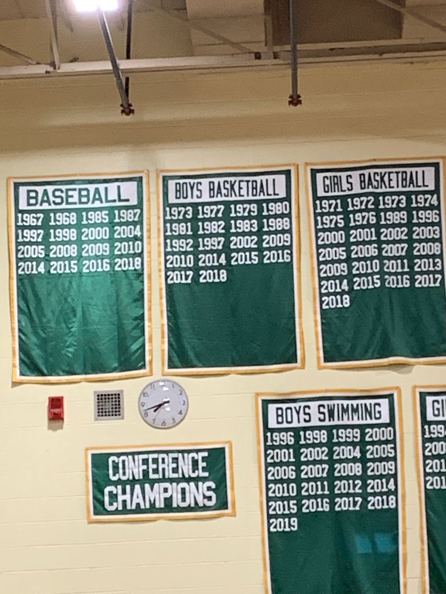 perrydamien26's tweet photo. @BishopFeehanHS @feehan_boyshoop  y’all got some explaining to do because this is just a flat out lie. I didn’t lose a a conference game after 2016 which means y’all definitely  didn’t win a conference championship in 2017 or 2018 😂😂 I got the proof if you need it https://t.co/VItCQvR5ds