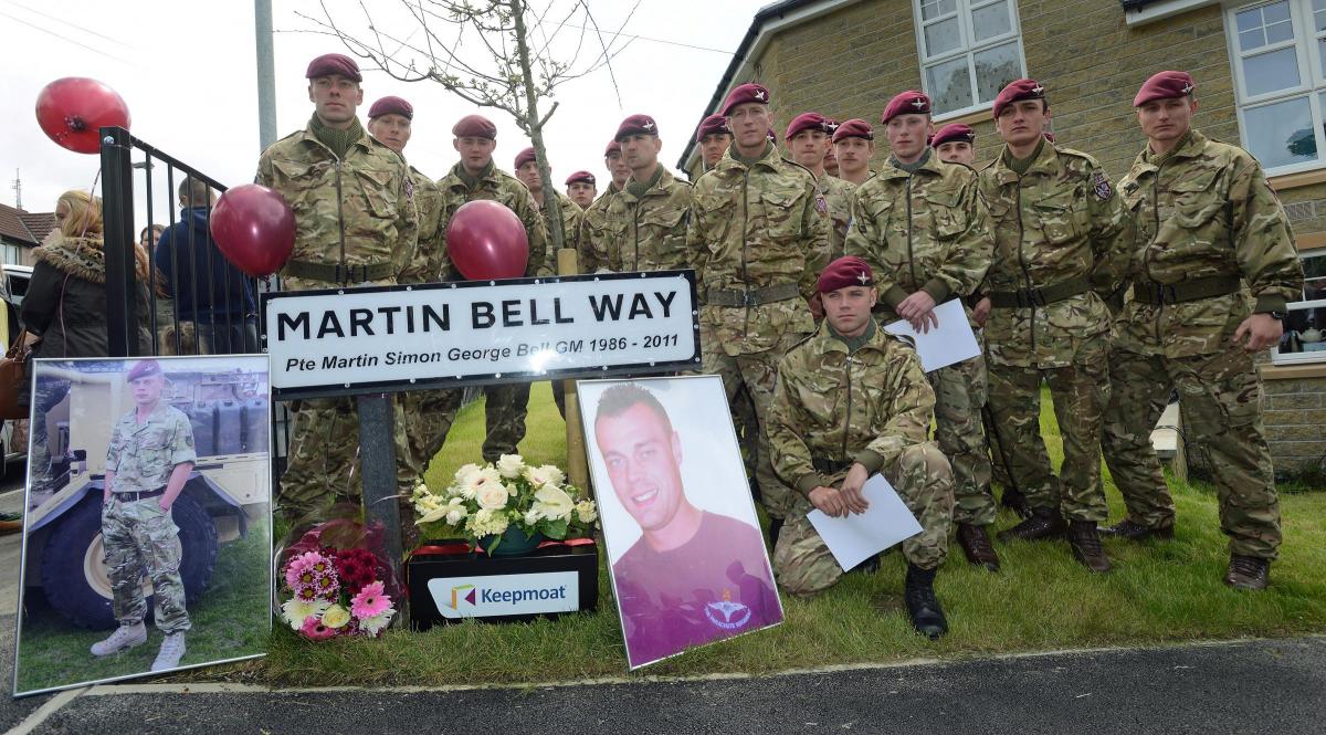 KeyserSosse's tweet photo. Today in 2011

Private Martin Bell, aged 24 from Bradford, and 2nd Battalion The Parachute Regiment, was killed in an IED blast as he saved the life of a fellow wounded soldier in Nahr-e Saraj, Helmand Province

Lest we Forget this brave young hero who gave his all for us 🇬🇧 https://t.co/GW1Q2W7AUR