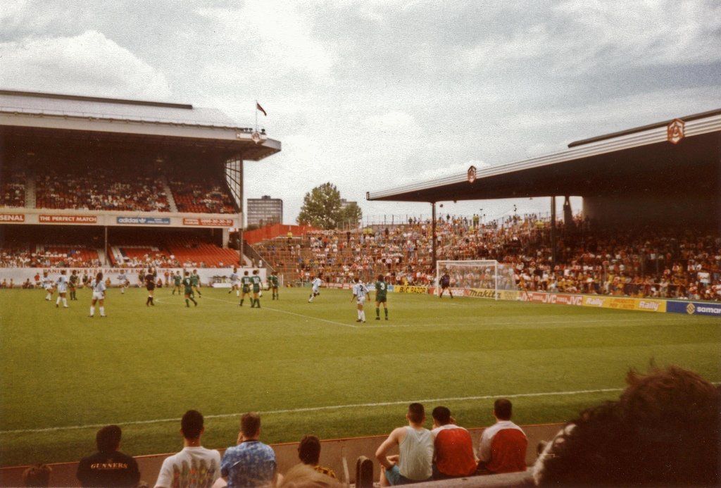 ThrowbackAFC's tweet image. RT if you've ever seen Arsenal play at Highbury #afc